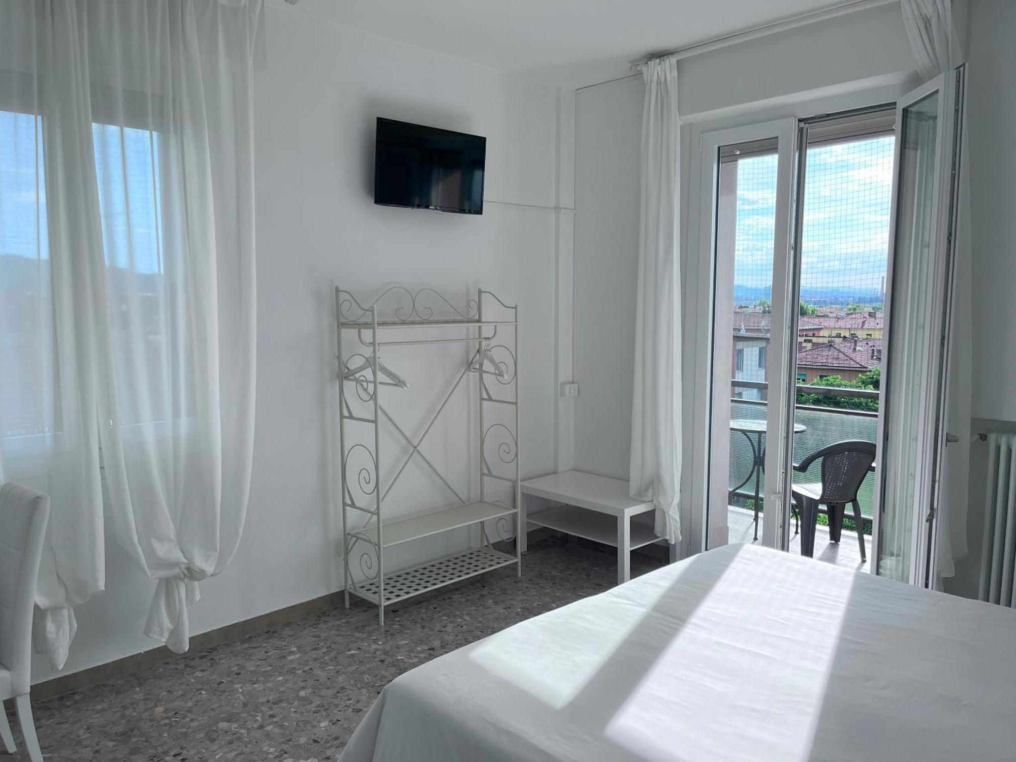 B&Bononia View Bolonia Zewnętrze zdjęcie